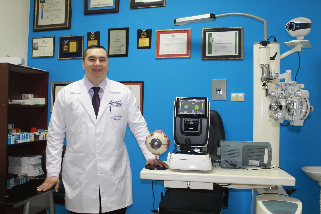 Dr. René Hernán Parada Vásquez