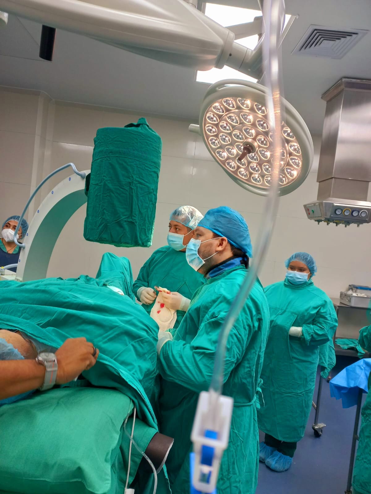 Dr. Alexander Francisco Medina Rivera